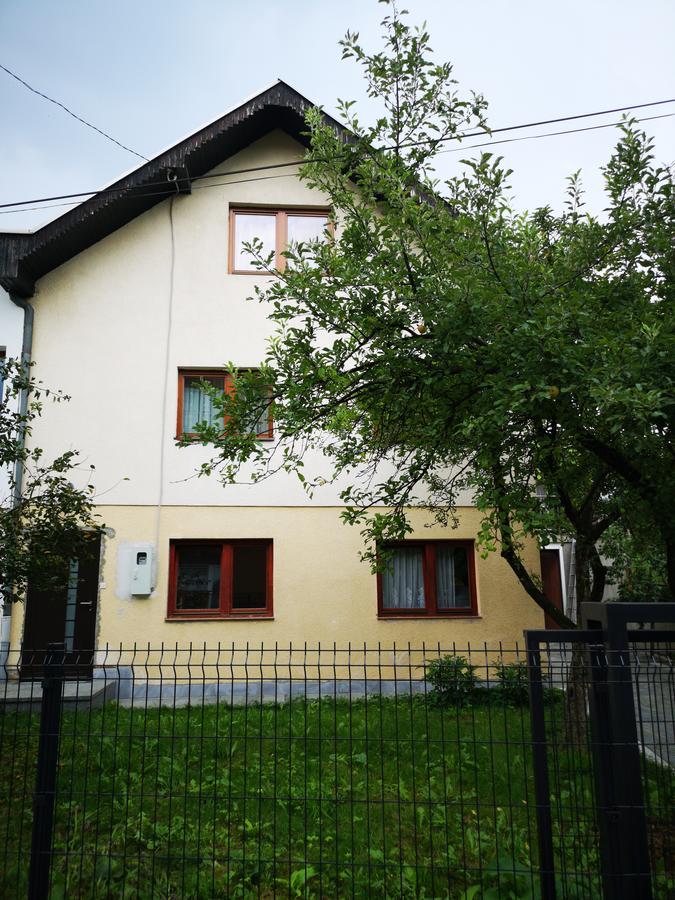 Family Apartment With Garden Sarajevo Exterior foto